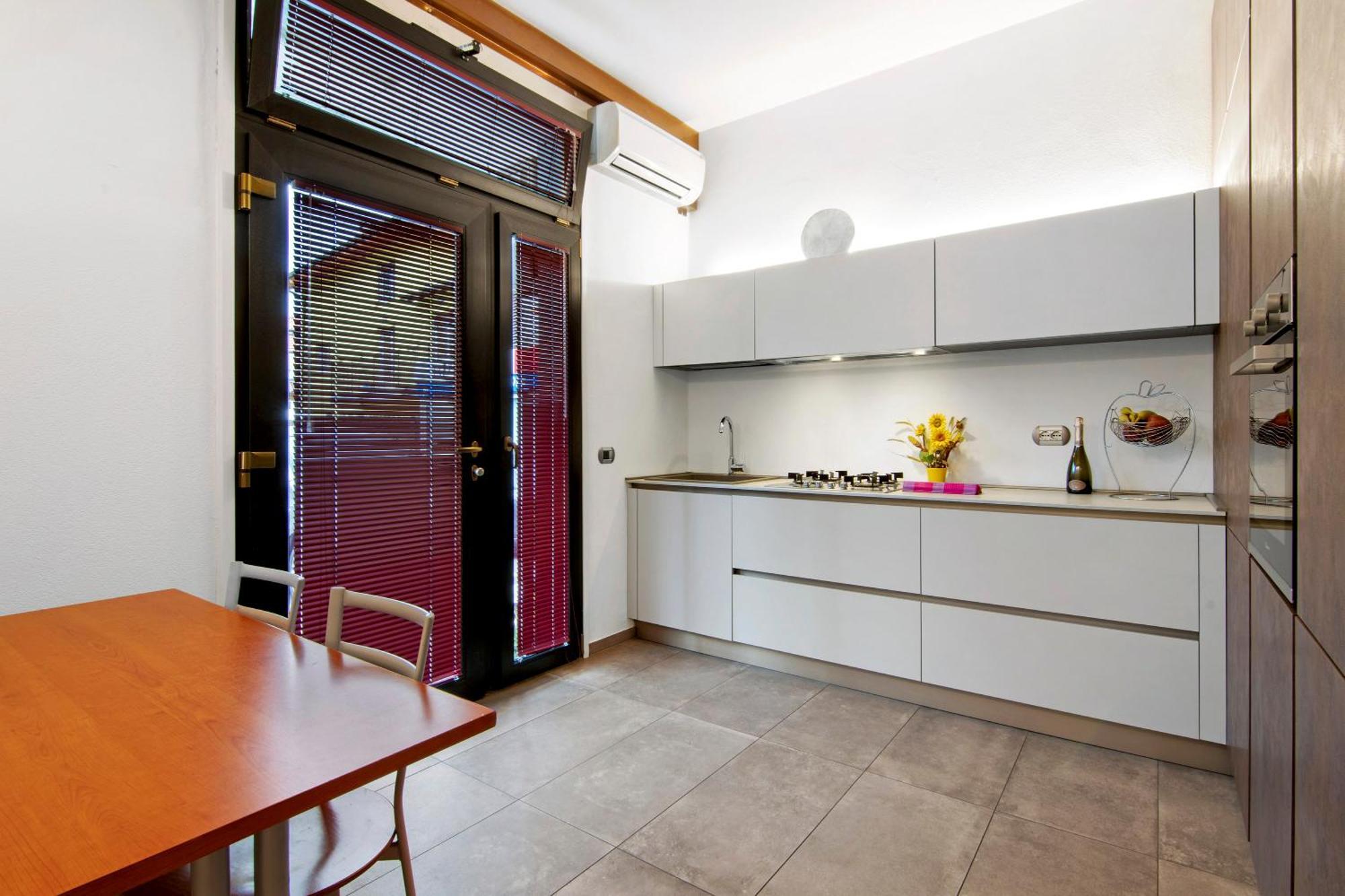 La Sartoria Apartment Porlezza Bagian luar foto